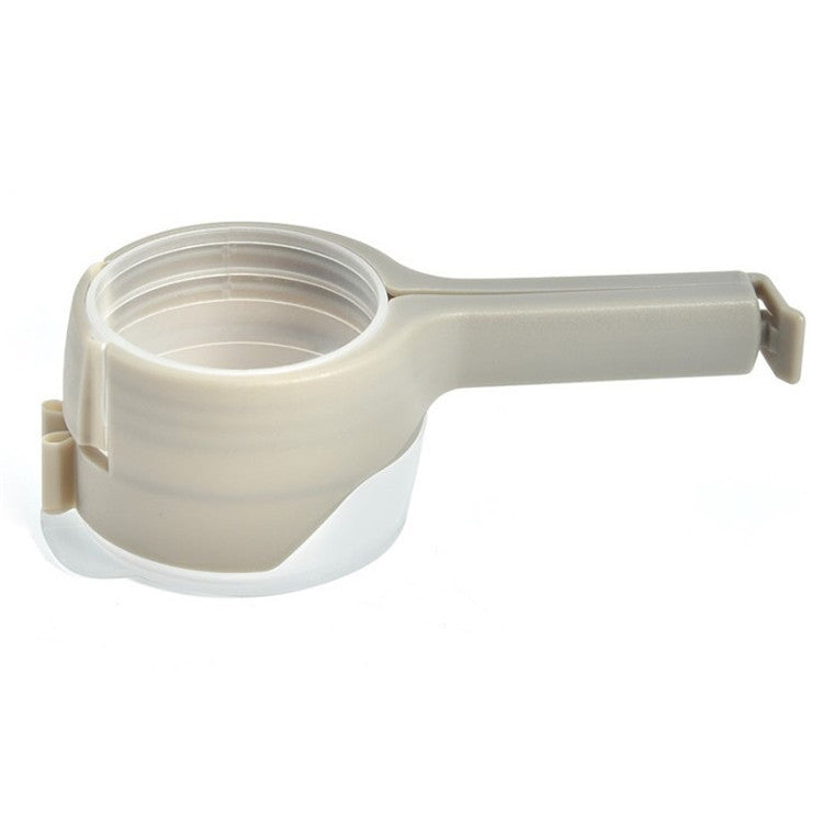 Plastic bag clip with lid